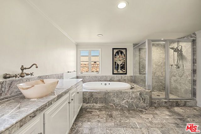 512 N Palm Drive, Beverly Hills, CA 90210