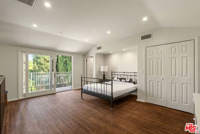 512 N Palm Drive, Beverly Hills, CA 90210