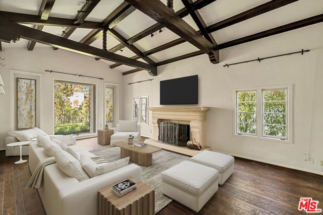 512 N Palm Drive, Beverly Hills, CA 90210