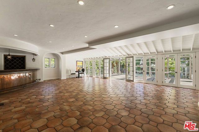 512 N Palm Drive, Beverly Hills, CA 90210