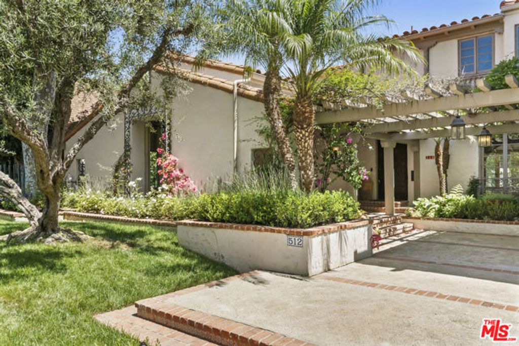 512 N Palm Drive, Beverly Hills, CA 90210