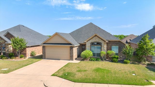 4425 Logan Circle, Granbury, TX 76049