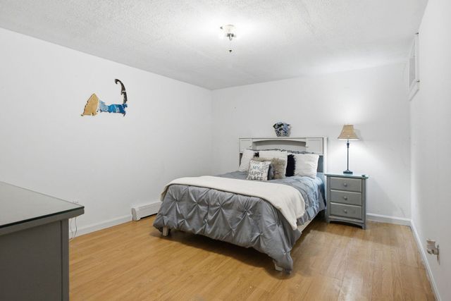 15 Commercial Street, South Yarmouth, MA 02664