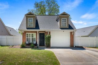 128 MId Town Square, Anderson, SC 29621