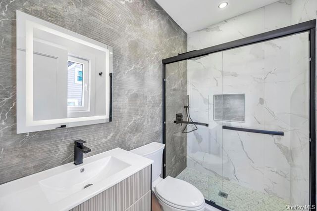 143 Farmedge Road, Levittown, NY 11756