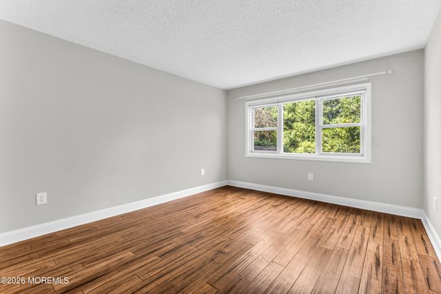 32 Center Avenue 3, Atlantic Highlands, NJ 07716