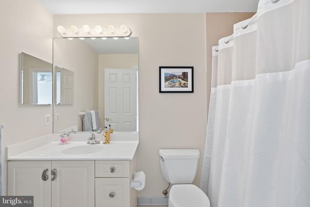 11604 BROAD GREEN CT, Potomac, MD 20854