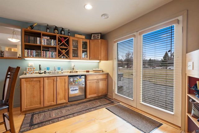 5827 Cedar Ave, Superior, WI 54880