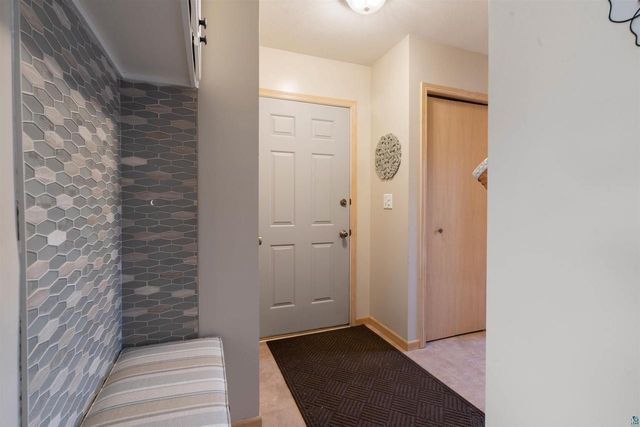 5827 Cedar Ave, Superior, WI 54880