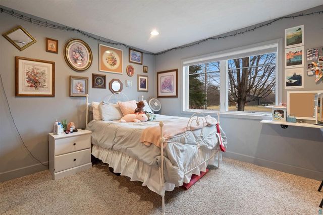 5827 Cedar Ave, Superior, WI 54880