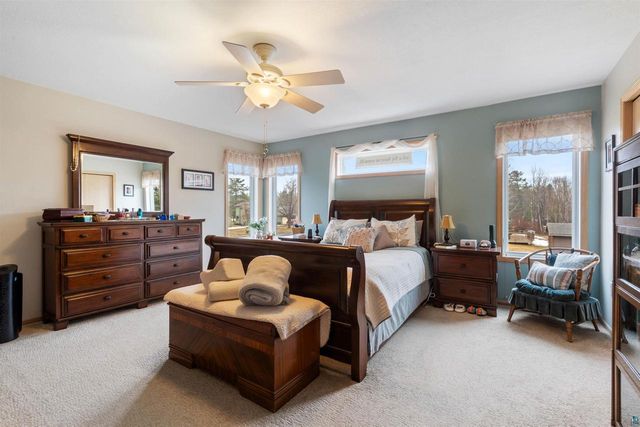5827 Cedar Ave, Superior, WI 54880