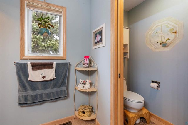 5827 Cedar Ave, Superior, WI 54880
