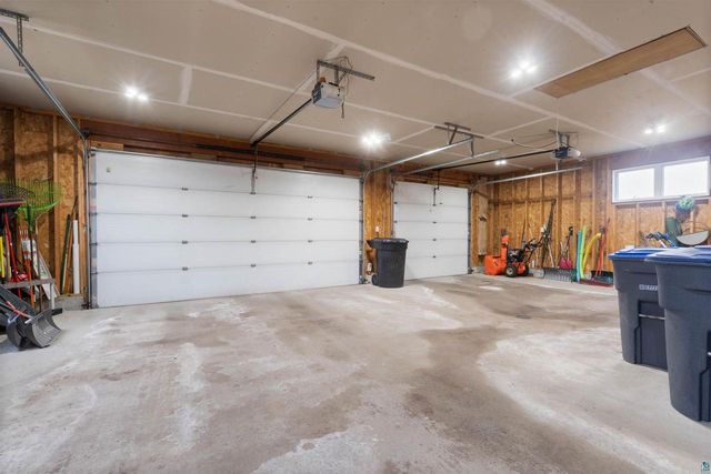 5827 Cedar Ave, Superior, WI 54880