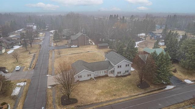 5827 Cedar Ave, Superior, WI 54880
