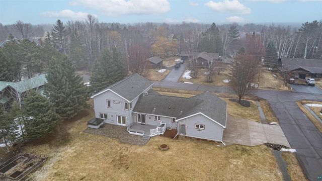5827 Cedar Ave, Superior, WI 54880