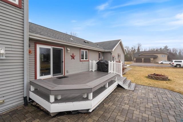 5827 Cedar Ave, Superior, WI 54880
