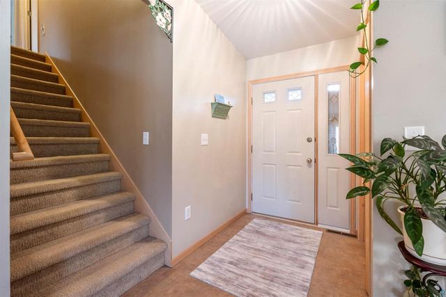 5827 Cedar Ave, Superior, WI 54880