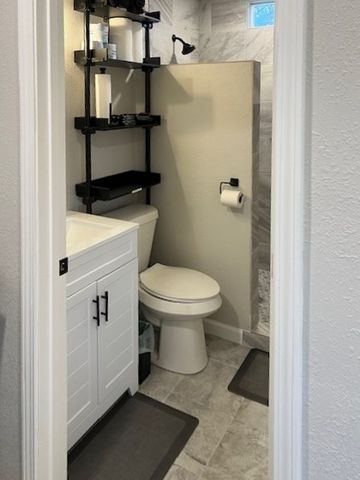510 E Shady Dr, Kerrville, TX 78028