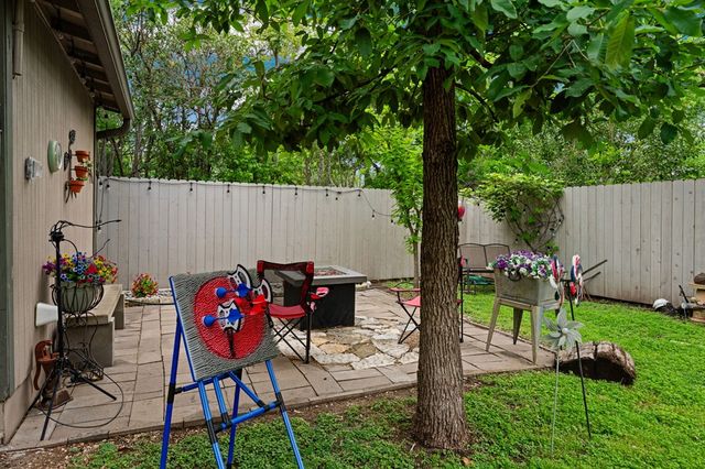 510 E Shady Dr, Kerrville, TX 78028