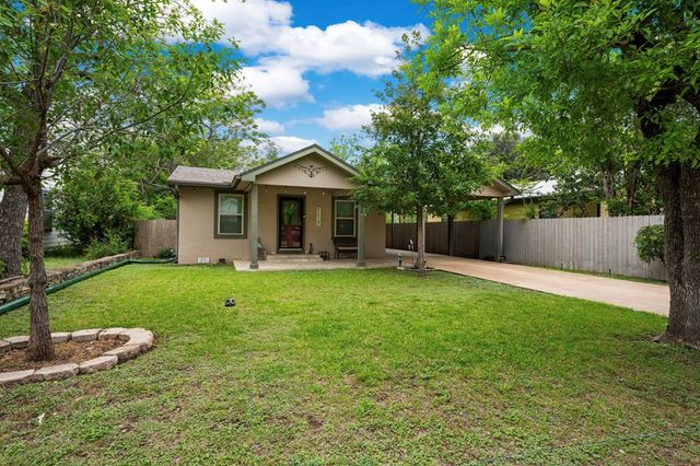 510 E Shady Dr, Kerrville, TX 78028