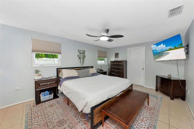 8120 LOMBRA AVENUE, North Port, FL 34287