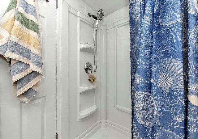 8120 LOMBRA AVENUE, North Port, FL 34287