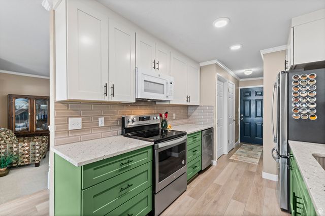 67 W PHEASANTBROOK DR, Centerville, UT 84014