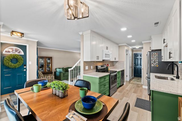 67 W PHEASANTBROOK DR, Centerville, UT 84014