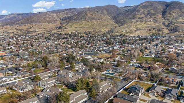 67 W PHEASANTBROOK DR, Centerville, UT 84014