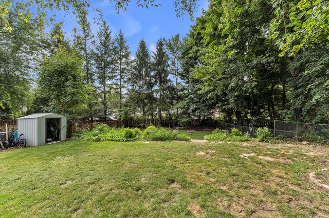 217 W McKay Street, Saline City, MI 48176
