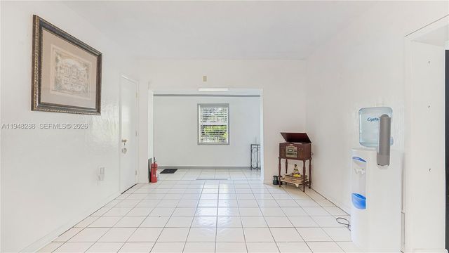 14421 Harrison St, Miami, FL 33176