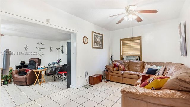 14421 Harrison St, Miami, FL 33176