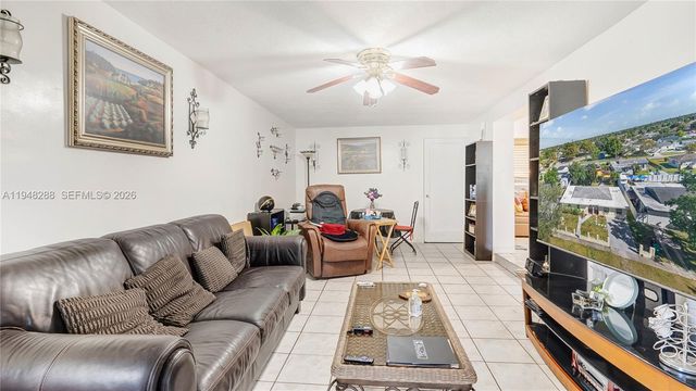 14421 Harrison St, Miami, FL 33176