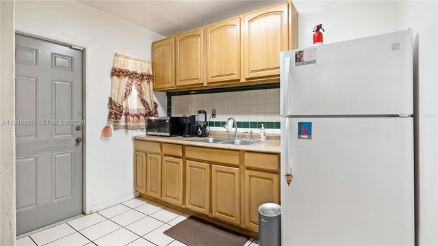 14421 Harrison St, Miami, FL 33176