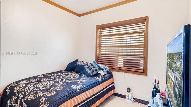 14421 Harrison St, Miami, FL 33176