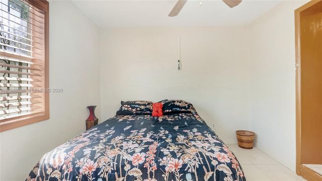 14421 Harrison St, Miami, FL 33176