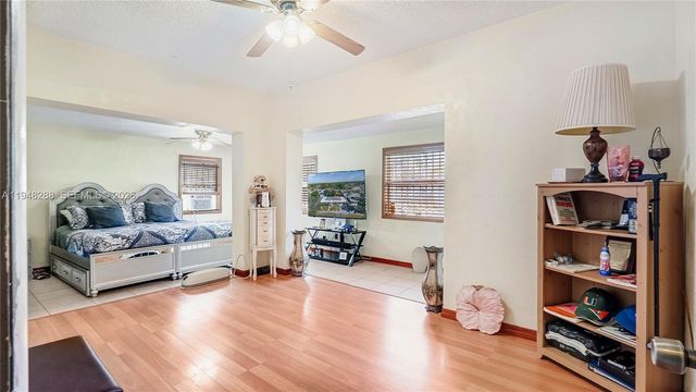 14421 Harrison St, Miami, FL 33176