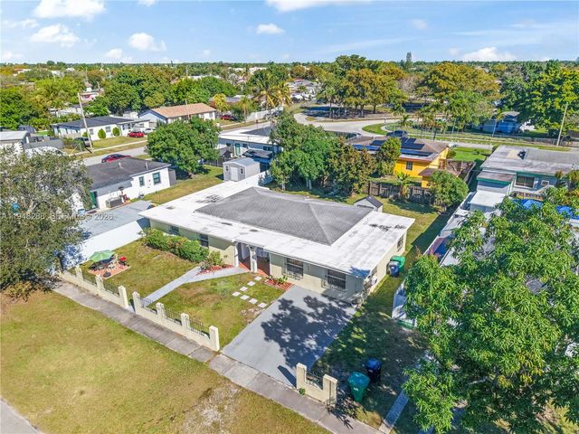 14421 Harrison St, Miami, FL 33176