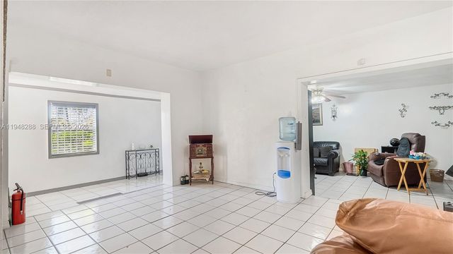 14421 Harrison St, Miami, FL 33176