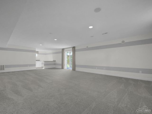 8705 Quietwood Lane, Cleves, OH 45002