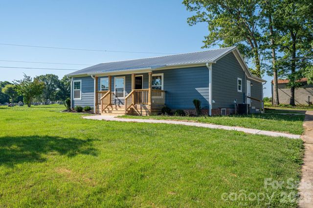 6123 Flay Road, Cherryville, NC 28021