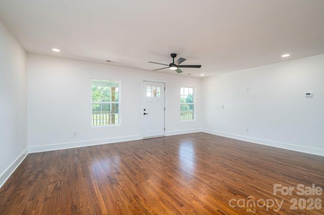 6123 Flay Road, Cherryville, NC 28021