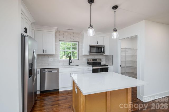 6123 Flay Road, Cherryville, NC 28021