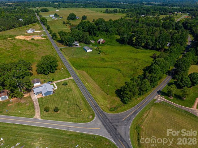 6123 Flay Road, Cherryville, NC 28021