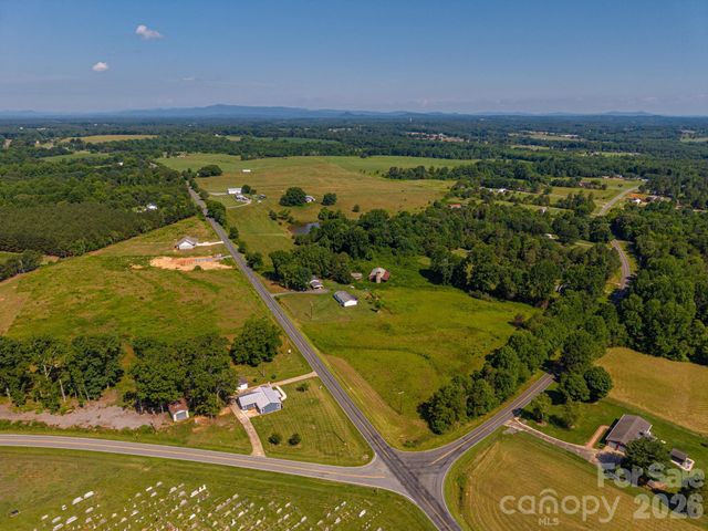 6123 Flay Road, Cherryville, NC 28021