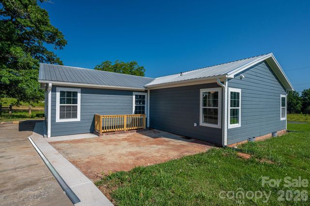 6123 Flay Road, Cherryville, NC 28021