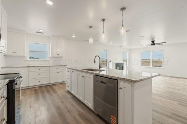 1811 Living Water Drive, Amarillo, TX 79118