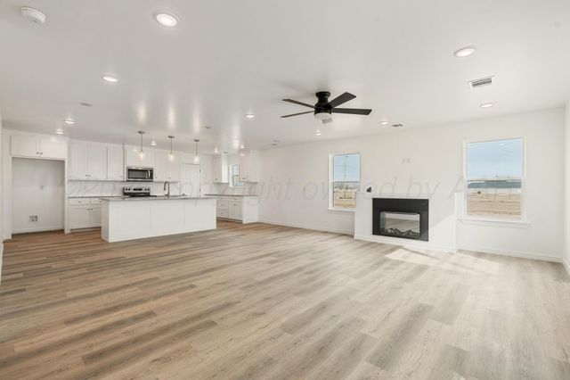 1811 Living Water Drive, Amarillo, TX 79118