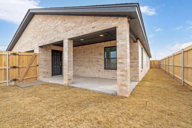 1811 Living Water Drive, Amarillo, TX 79118