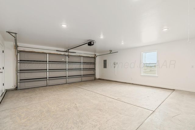 1811 Living Water Drive, Amarillo, TX 79118